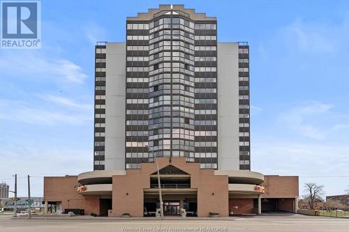 515 Riverside Drive West Unit# 1607, Windsor, ON - Outdoor With Balcony With Facade