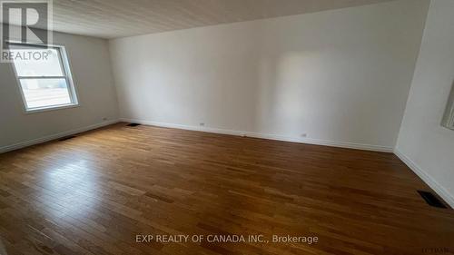 127 Fifth St, Cochrane, ON - Indoor Photo Showing Other Room