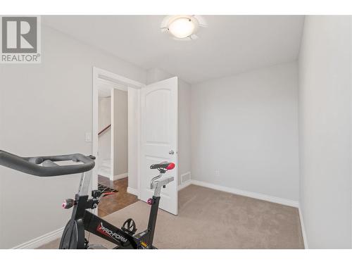 2042 Moonbeam Close, West Kelowna, BC - Indoor Photo Showing Other Room