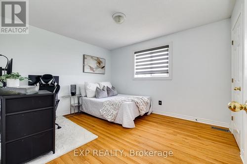 38 Briarose Place, Hamilton, ON - Indoor Photo Showing Bedroom