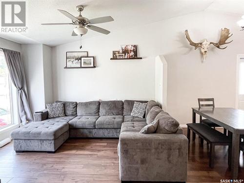 216 Centre Avenue, Meadow Lake, SK - Indoor Photo Showing Living Room