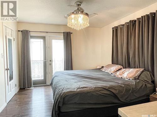 216 Centre Avenue, Meadow Lake, SK - Indoor Photo Showing Bedroom