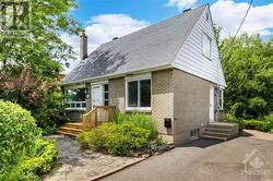 403 DONALD STREET  Ottawa, ON K1K 1M2