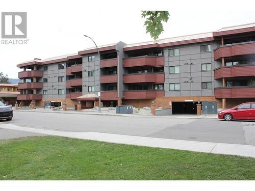 217 Elm Avenue Unit# 109, Penticton, BC - Outdoor