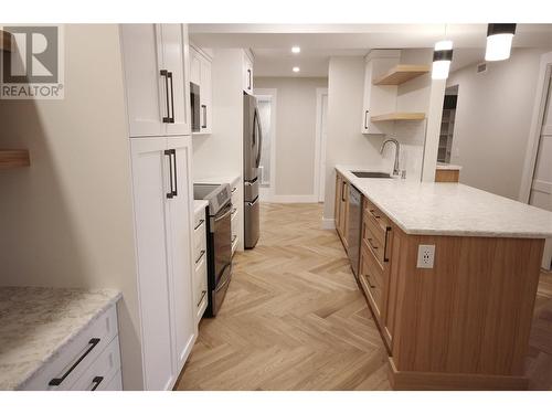 217 Elm Avenue Unit# 109, Penticton, BC - Indoor Photo Showing Kitchen