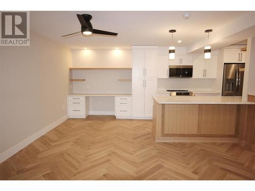 217 Elm Avenue Unit# 109, Penticton, BC - Indoor Photo Showing Kitchen