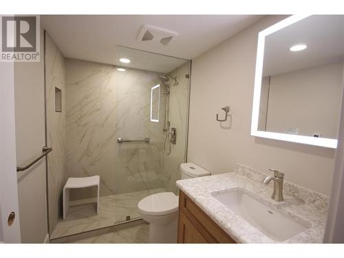 217 Elm Avenue Unit# 109, Penticton, BC - Indoor Photo Showing Bathroom