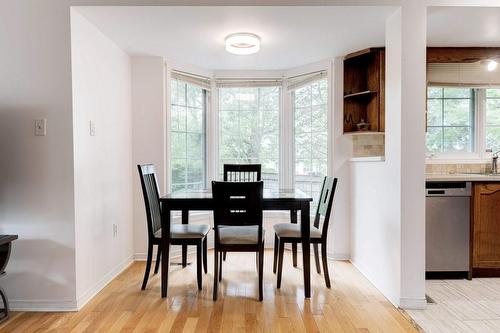 2025 Cleaver Avenue|Unit #25, Burlington, ON - Indoor Photo Showing Dining Room