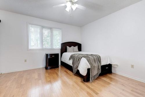 2025 Cleaver Avenue|Unit #25, Burlington, ON - Indoor Photo Showing Bedroom