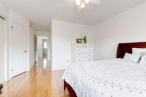 2025 Cleaver Avenue|Unit #25, Burlington, ON - Indoor Photo Showing Bedroom