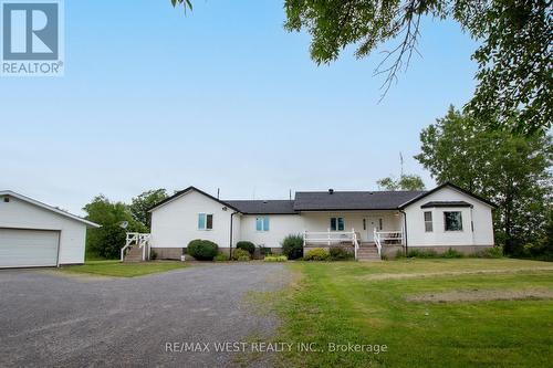 2075 Fish Lake Road, Prince Edward County (Sophiasburgh), ON - Outdoor