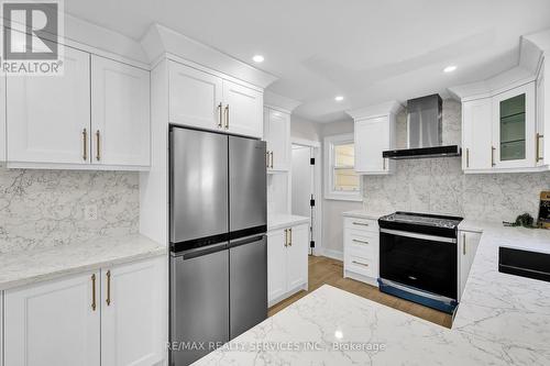 1 Athens Street, Hamilton, ON - Indoor Photo Showing Kitchen