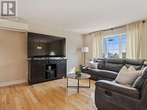 126 Oak Ridge Drive, Moncton, NB - Indoor Photo Showing Living Room