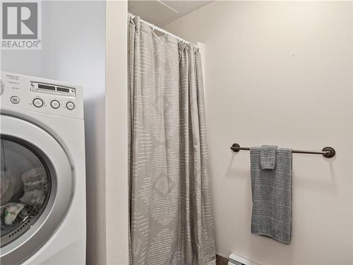 126 Oak Ridge Drive, Moncton, NB - Indoor Photo Showing Laundry Room