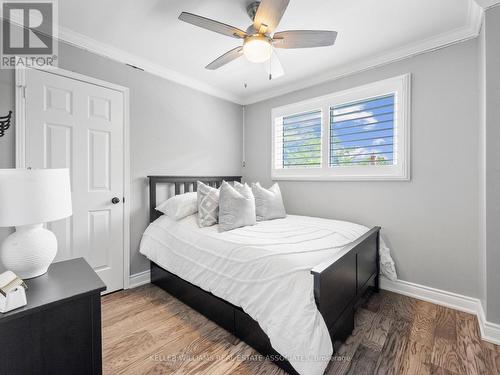 108 Warner Drive, Oakville, ON - Indoor Photo Showing Bedroom