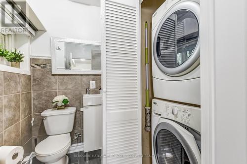 813 - 22 Tandridge Crescent, Toronto, ON - Indoor Photo Showing Laundry Room