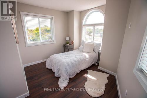 B - 489 East Avenue, Kitchener, ON - Indoor Photo Showing Bedroom