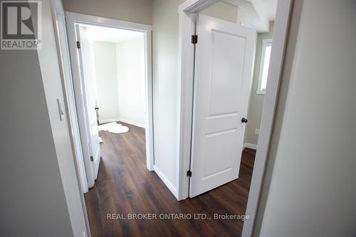 B - 489 East Avenue, Kitchener, ON - Indoor Photo Showing Other Room