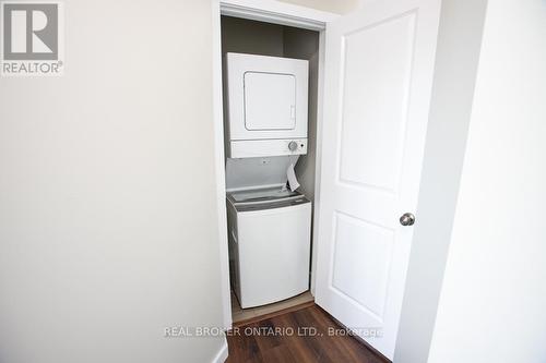 B - 489 East Avenue, Kitchener, ON - Indoor Photo Showing Laundry Room