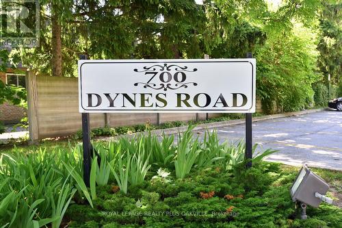 102 - 700 Dynes Road, Burlington, ON - Outdoor