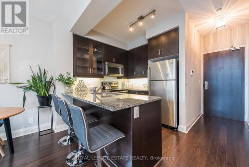 1101 - 1185 The Queensway Avenue, Toronto, ON - Indoor Photo Showing Kitchen With Upgraded Kitchen