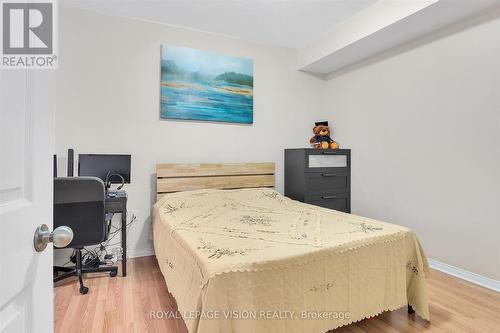 114 - 760 Lawrence Avenue W, Toronto, ON - Indoor Photo Showing Bedroom
