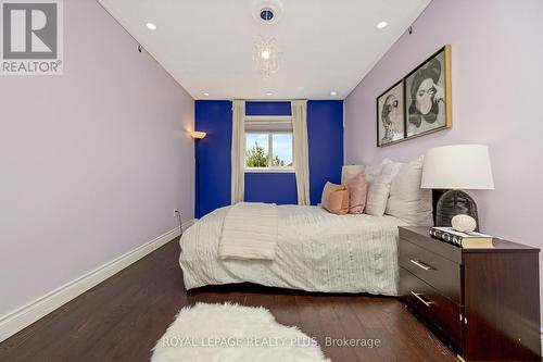 3965 Coachman Circle, Mississauga, ON - Indoor Photo Showing Bedroom