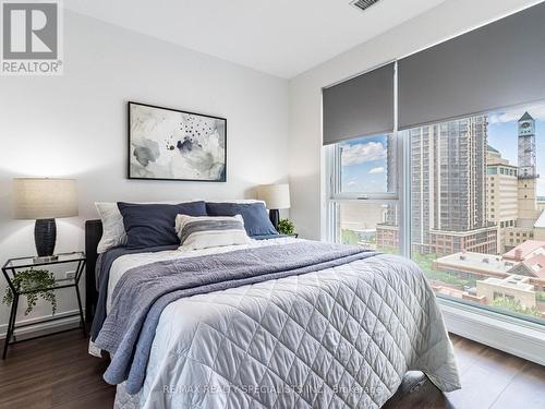 1205 - 4065 Confederation Parkway, Mississauga, ON - Indoor Photo Showing Bedroom