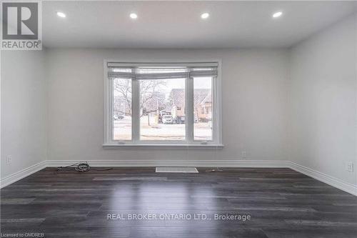 64 Florence Drive, Oakville, ON - Indoor Photo Showing Other Room