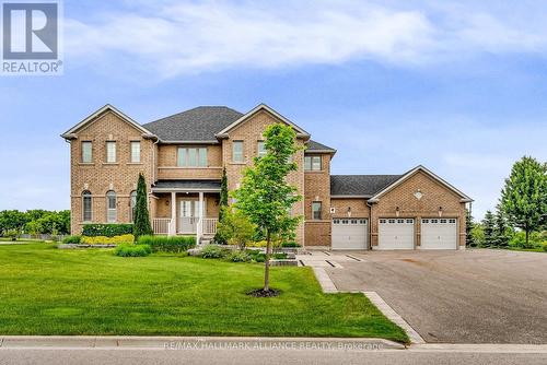 7 Stonesthrow Crescent, Uxbridge, ON - Outdoor With Facade