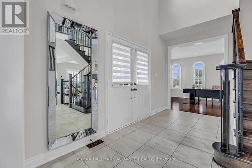 7 Stonesthrow Crescent, Uxbridge, ON - Indoor Photo Showing Other Room