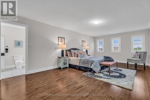 7 Stonesthrow Crescent, Uxbridge, ON - Indoor Photo Showing Bedroom