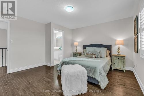 7 Stonesthrow Crescent, Uxbridge, ON - Indoor Photo Showing Bedroom