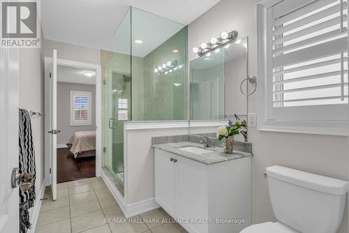 7 Stonesthrow Crescent, Uxbridge, ON - Indoor Photo Showing Bathroom