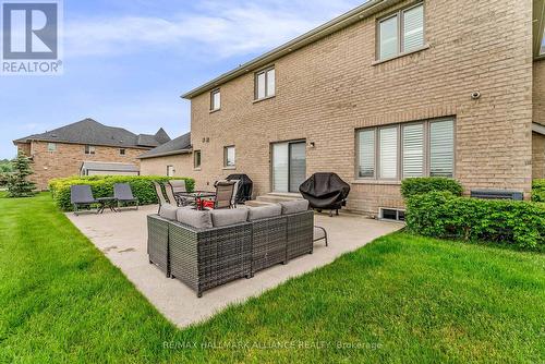 7 Stonesthrow Crescent, Uxbridge, ON - Outdoor With Exterior