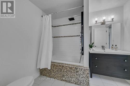 143 Silas Hill Drive, Toronto, ON - Indoor Photo Showing Bathroom