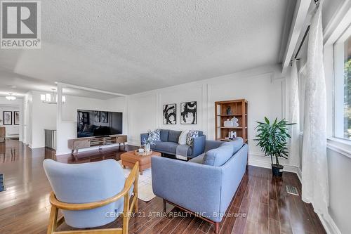 143 Silas Hill Drive, Toronto, ON - Indoor Photo Showing Living Room