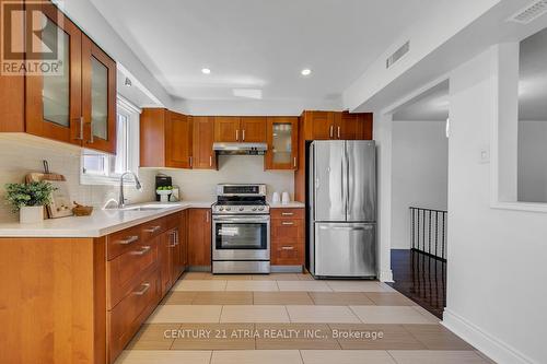 143 Silas Hill Drive, Toronto, ON - Indoor Photo Showing Kitchen