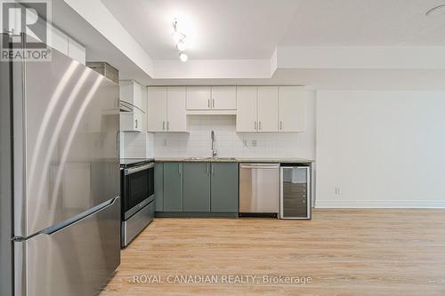 701 - 25 Town Centre Court, Toronto (Bendale), ON - Indoor Photo Showing Kitchen