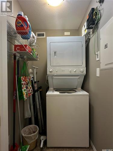 202E 1300 Stockton Street N, Regina, SK - Indoor Photo Showing Laundry Room