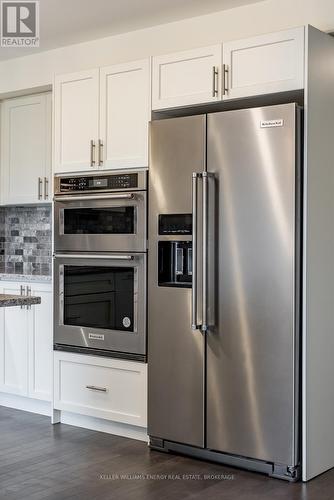 144 Sailors Landing, Clarington (Bowmanville), ON - Indoor Photo Showing Kitchen With Stainless Steel Kitchen