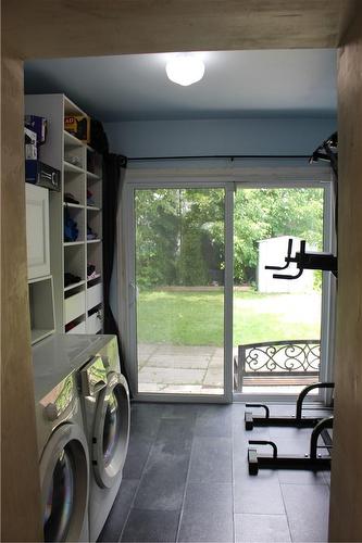 73 Norman Street, Hamilton, ON - Indoor Photo Showing Laundry Room