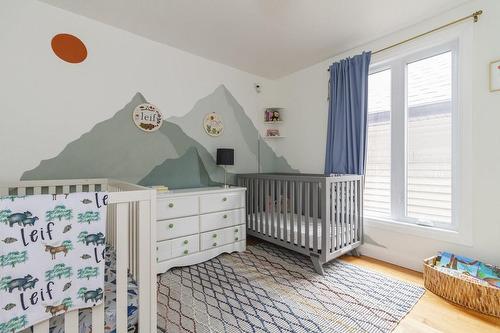 153 Avondale Street, Hamilton, ON - Indoor Photo Showing Bedroom