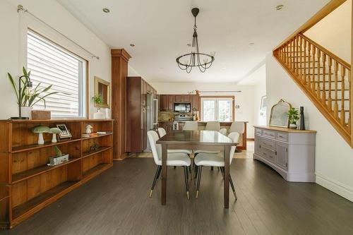 153 Avondale Street, Hamilton, ON - Indoor Photo Showing Dining Room