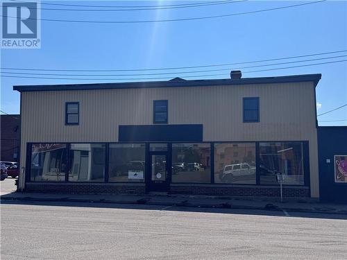 174 Albert Street, Pembroke, ON 