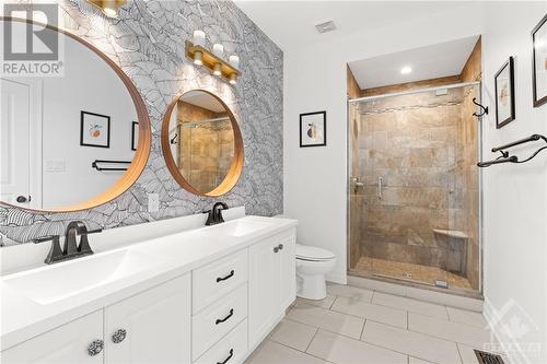 647 Brookwood Circle, Ottawa, ON - Indoor Photo Showing Bathroom