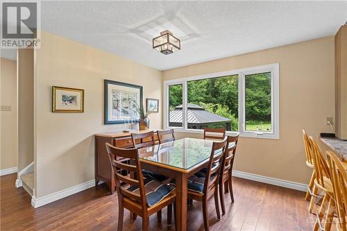 1227 Galetta Side Road, Ottawa, ON - Indoor Photo Showing Dining Room