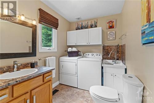 1227 Galetta Side Road, Ottawa, ON - Indoor Photo Showing Laundry Room