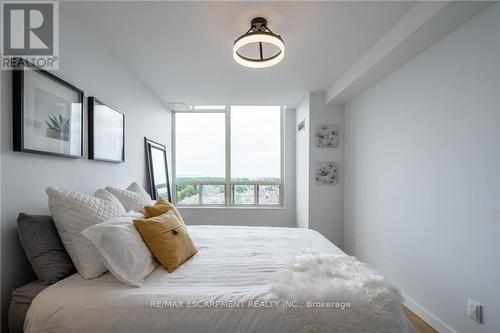 707 - 495 #8 Highway, Hamilton, ON - Indoor Photo Showing Bedroom