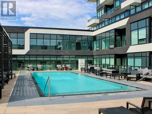 705 - 2481 Taunton Road, Oakville, ON - Outdoor With In Ground Pool